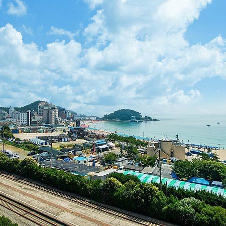 From Guesthouse Busan Bagian luar foto