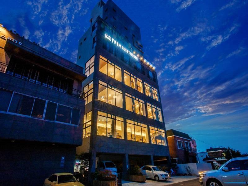 From Guesthouse Busan Bagian luar foto