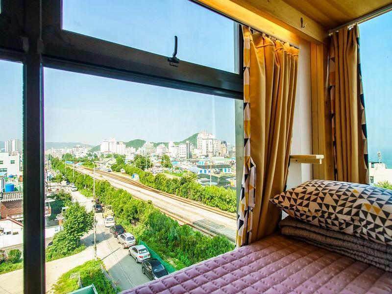 From Guesthouse Busan Bagian luar foto