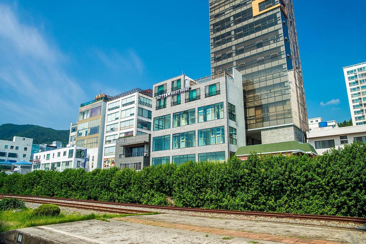 From Guesthouse Busan Bagian luar foto