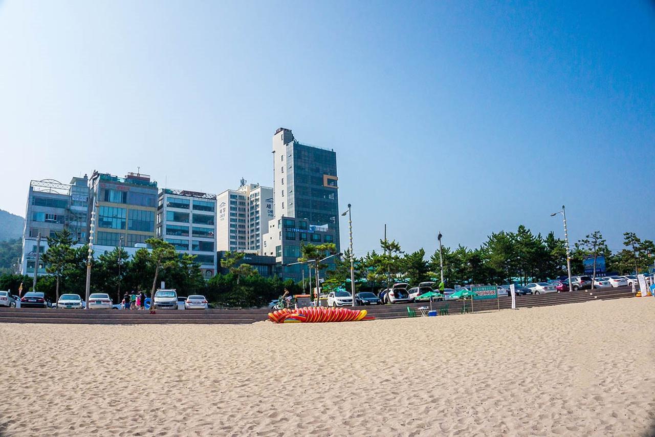 From Guesthouse Busan Bagian luar foto