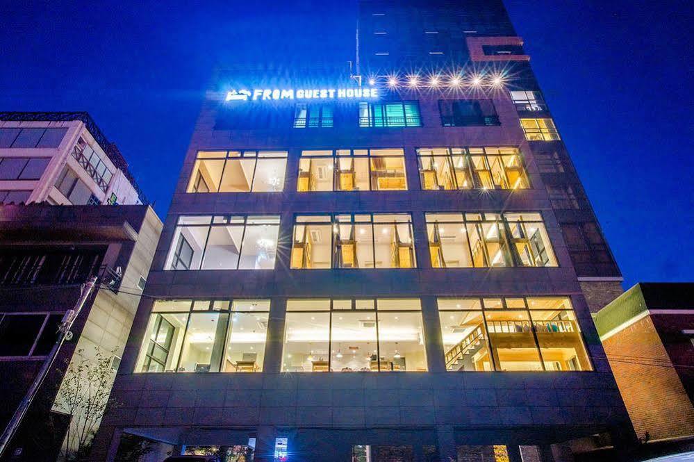 From Guesthouse Busan Bagian luar foto